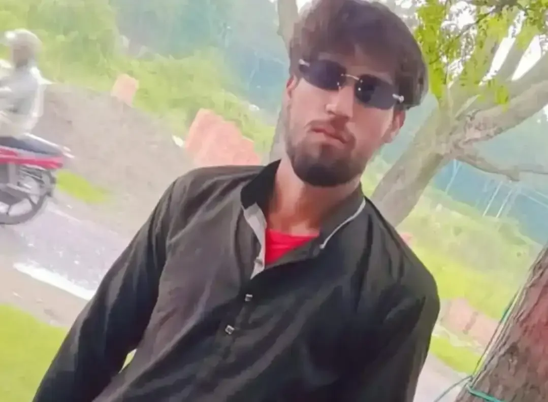 बिजनौर में दर्दनाक हादसा: दूध लेकर लौट रहे युवक की ट्रेन की चपेट में आने से मौत