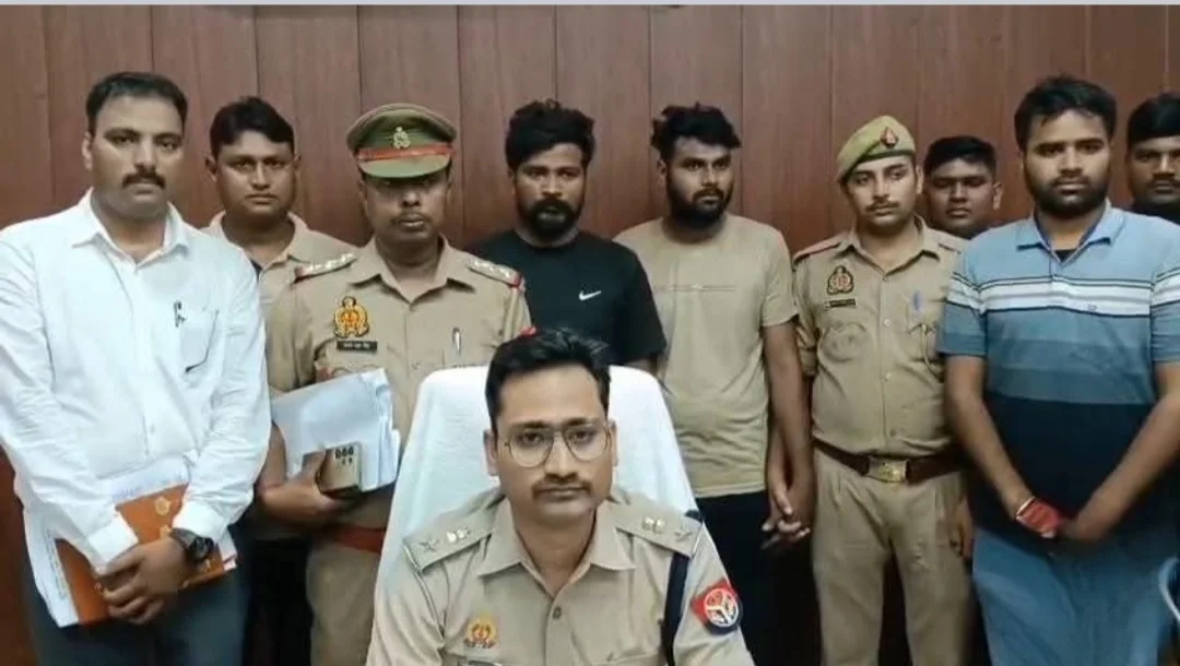 चन्दौली में 16 राज्यों तक फैला साइबर ठगी का जाल बेनकाब, एसपी आकाश पटेल की बड़ी कार्रवाई