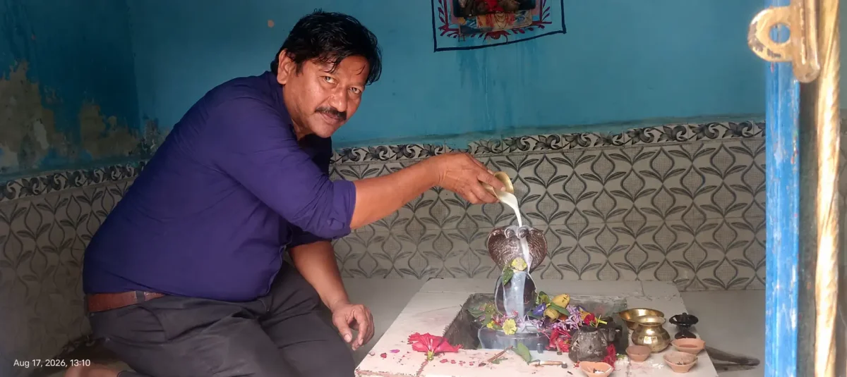 चन्दौली के रैया गांव में नाग पंचमी पर खास आयोजन, बीडीसी मुकेश साहनी ने दी शुभकामनाएं