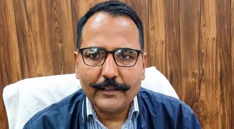नैनीताल में प्राइवेट स्कूलों पर डीएम की सर्जिकल स्ट्राइक, लौटाए 39 लाख
