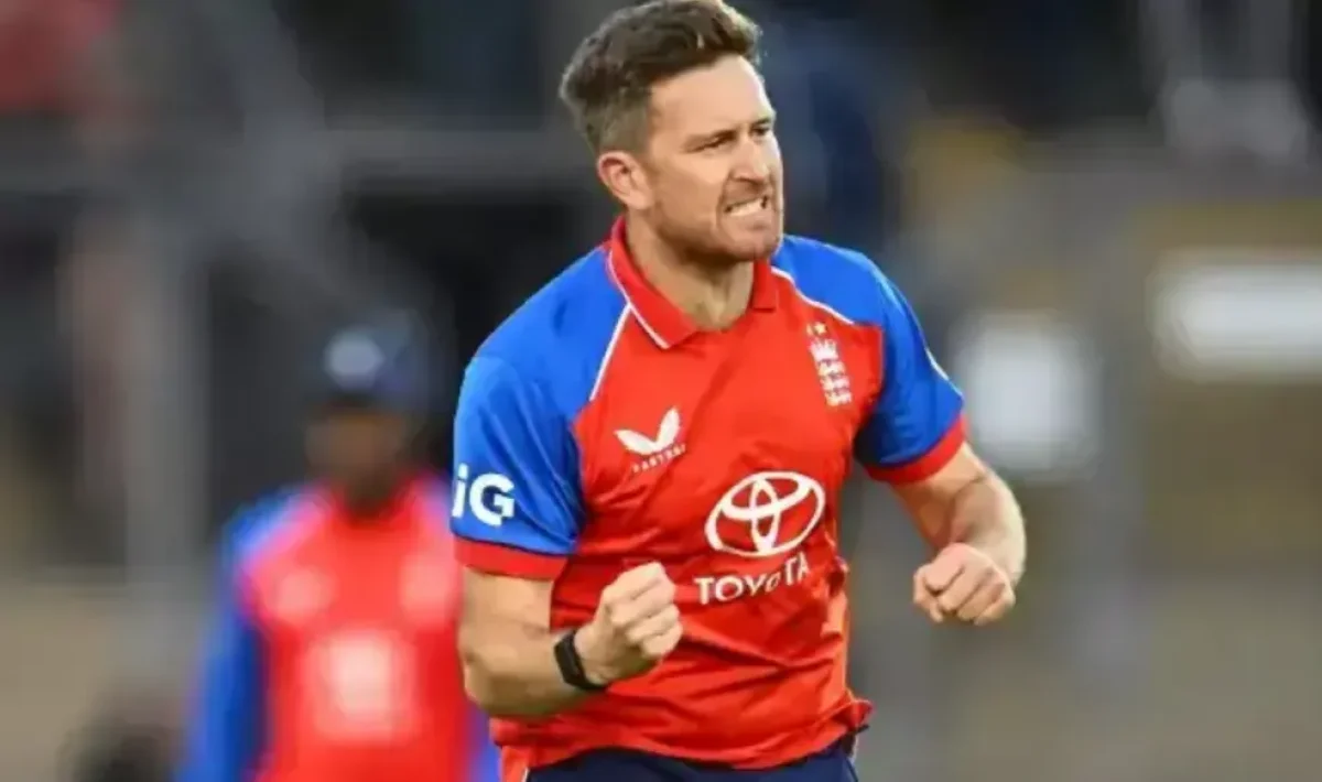 डॉसन और बेंटन के दम पर इंग्लैंड ने श्रीलंका को दूसरे टी20 में 6 विकेट से रौंदा