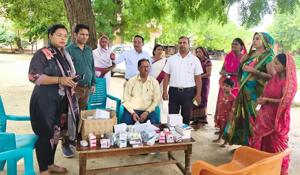 गाजीपुर में गंगा का तांडव: 102 बाढ़ चौकियों पर मेडिकल टीमें तैनात, 24 घंटे मिल रहा इलाज