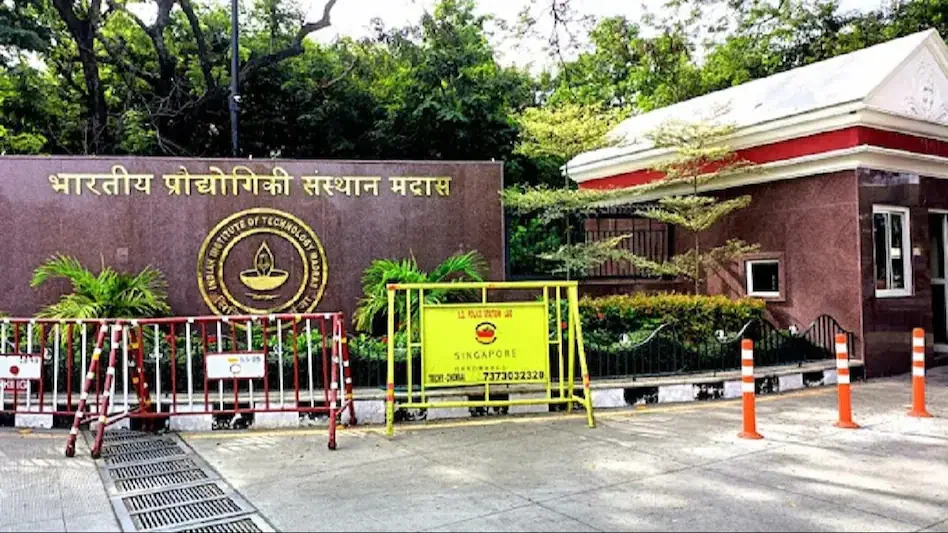IIT मद्रास का 'वेस्पा' मिशन: अब सिर्फ 5 मिनट में खुलेगा धमनियों की उम्र का राज