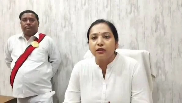 चुनावी ड्यूटी में लापरवाही पड़ी भारी, 6 लेखपालों का वेतन रुका; SDM का कड़ा एक्शन
