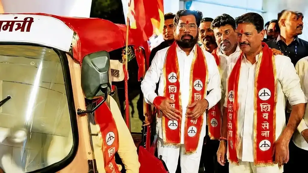 मराठी सीखने वाले 20 हजार चालकों को मिला सम्मान, शिंदे ने कही दिल जीतने वाली बात
