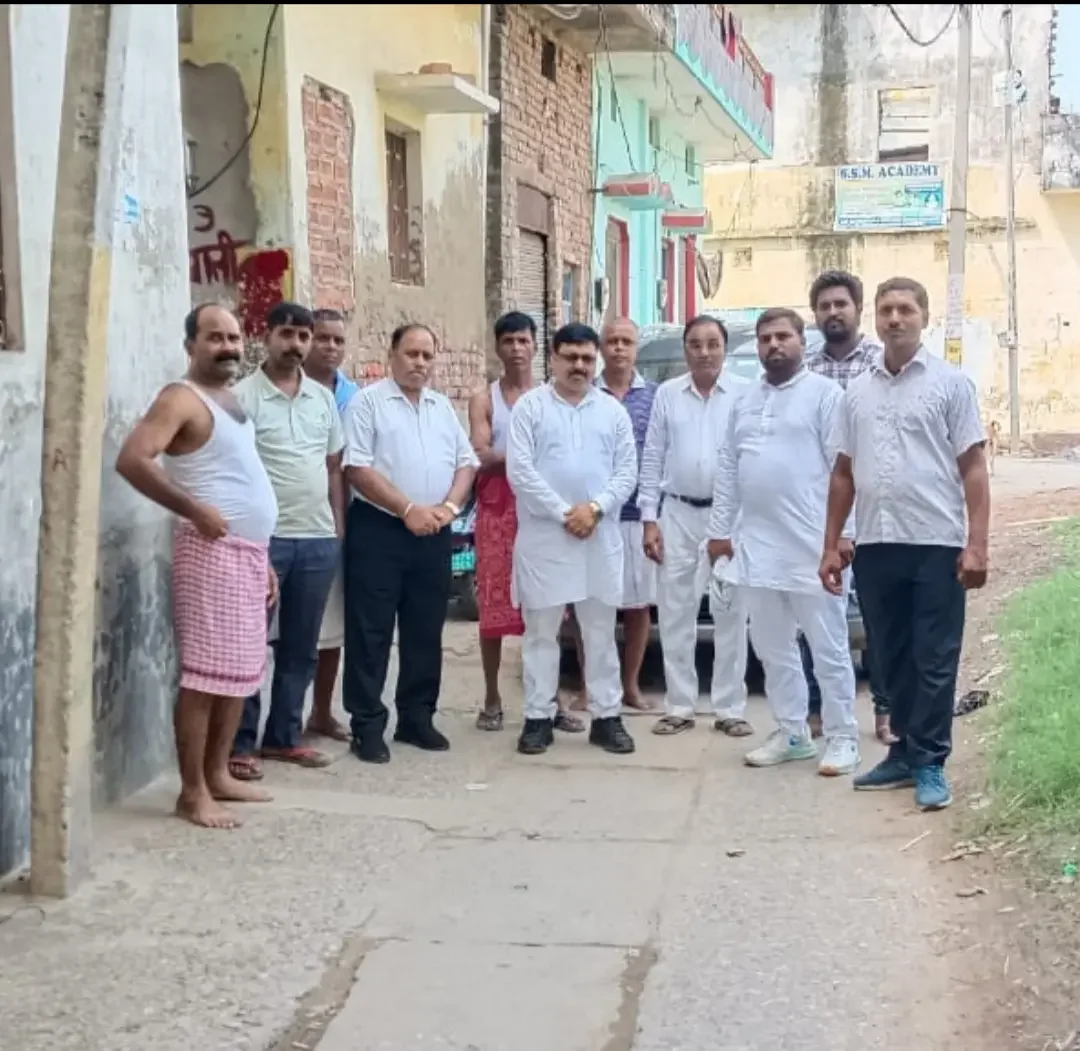 मुगलसराय में गरमाई सियासत: 2027 चुनाव को लेकर मुकेश कुमार शर्मा ने तेज किया जनसंपर्क