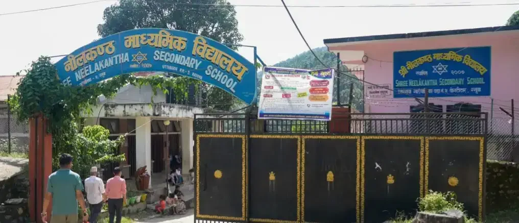 नेपाल में बाढ़ का कहर: 500 से अधिक छात्र अब भी संपर्क से बाहर