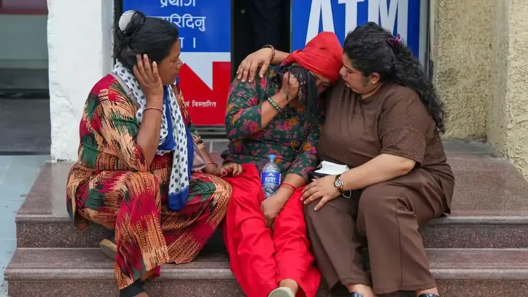 नेपाल में बड़ा खतरा: भूस्खलन से चौलानी नदी का बहाव रुका, प्रशासन अलर्ट