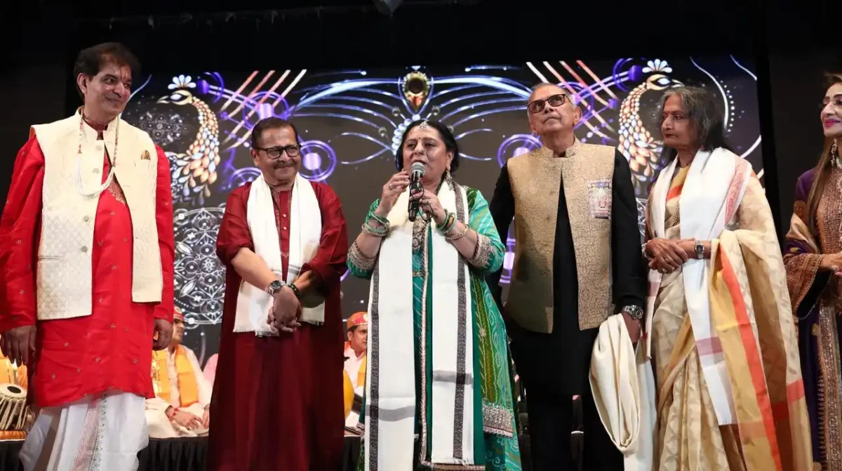 मुंबई में गूंजा हवेली संगीत: पंडित सुखदेव चतुर्वेदी के ध्रुपद गायन ने मोहा मन