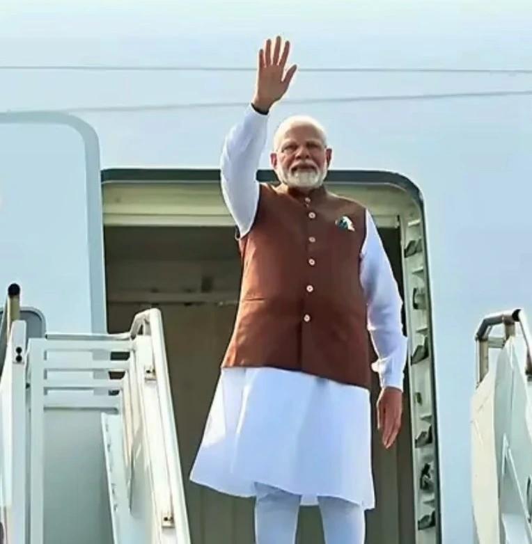 PM Modi Visit  मध्य एशिया में भारत का बड़ा दांव किर्गिस्तान और उज्बेकिस्तान दौरे की तैयारी