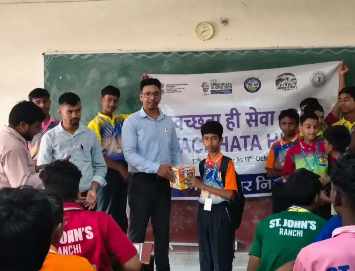 संत जॉन्स हाई स्कूल में गूंजा स्वच्छता का संकल्प, विद्यार्थियों ने उठाई एक नई जिम्मेदारी
