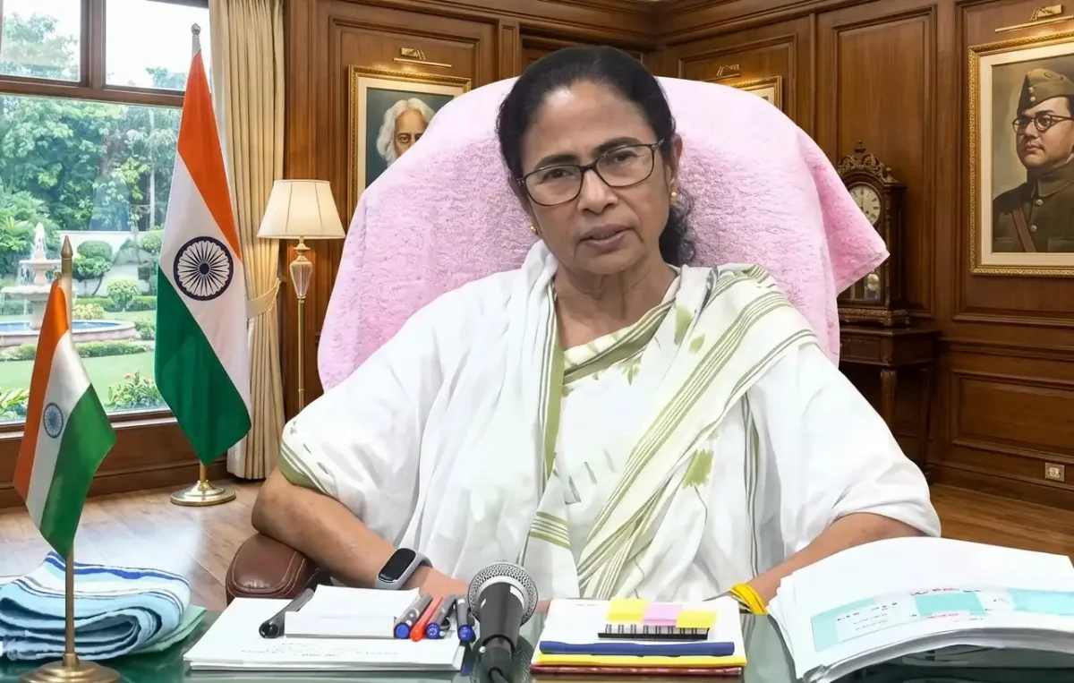 TMC में बड़ी बगावत: क्या ममता बनर्जी के हाथ से फिसल रहा है पार्टी का नियंत्रण?